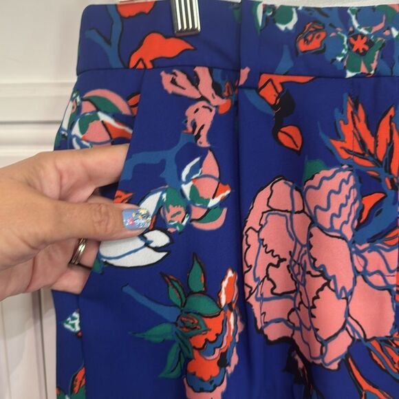 Diane Von Furstenberg High Waist Blue and Pink‎ Floral Shorts Naples Short - Picture 2 of 5